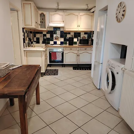 Maison Semi-troglodyte *